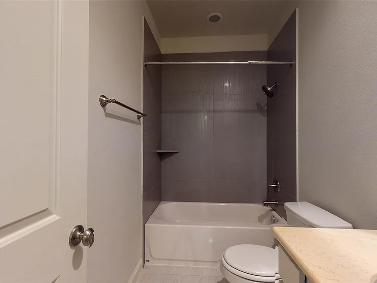 1708 Upland Lakes — Photo 35