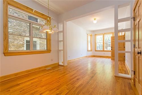 5th image of 3057 W Lyndale St #1F