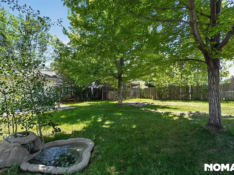 2520 S Knox Ct — Photo 29