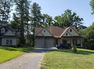 48531 Whitaker Rd, Saint Inigoes, MD 20684