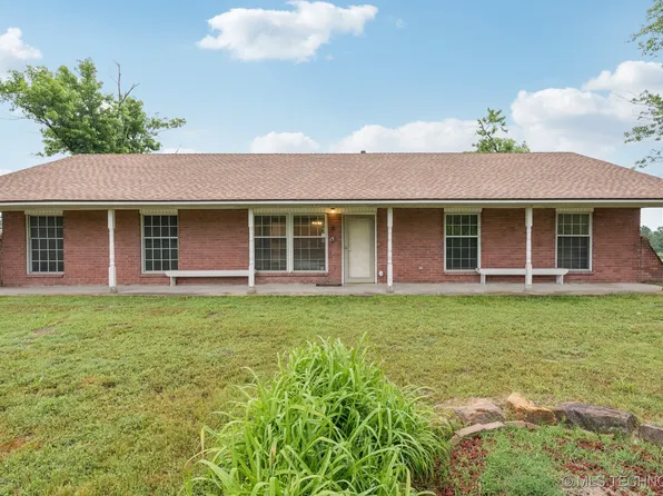 22112 W Coyote Trl #S, Sand Springs, OK 74063