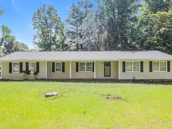 375 N Hickory Ln, Douglasville, GA 30134