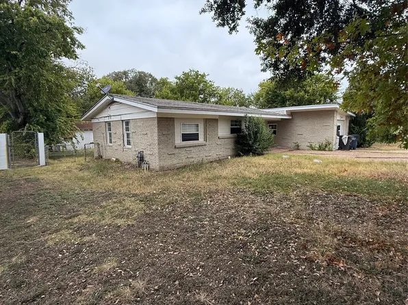 5504 Wheaton Dr, Fort Worth, TX 76133