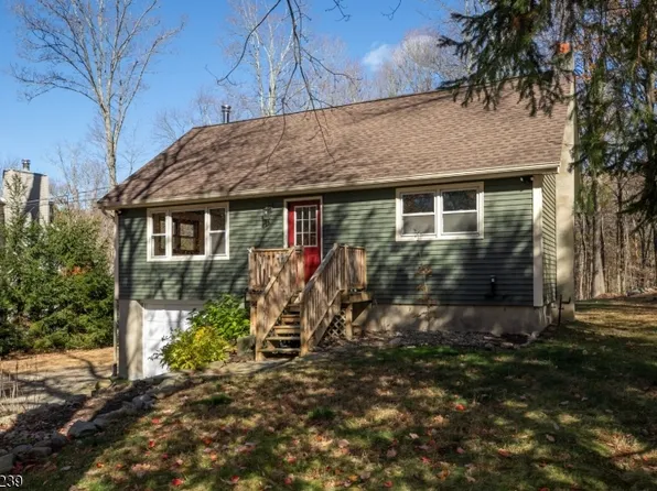 37 Paddock Ave, Vernon Twp., NJ 07422