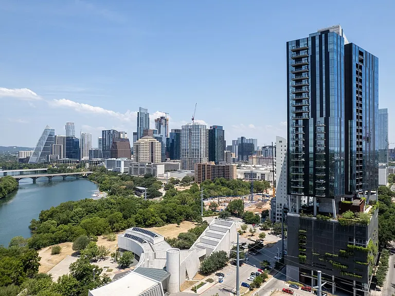 70 Rainey St #1703 — Photo 33