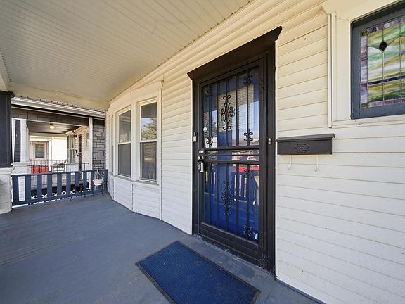 2nd image of 1409 W 71st Pl