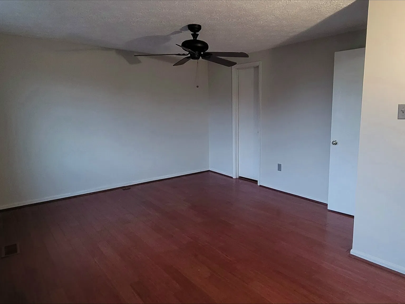 349 Delmar Ct — Photo 3