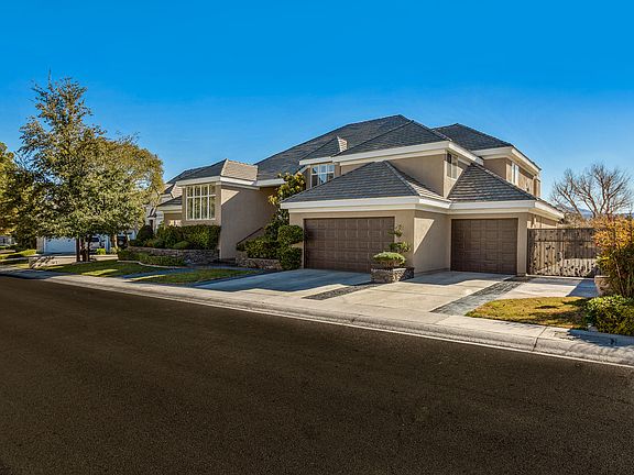 4th image of 1895 Hillsboro Dr
