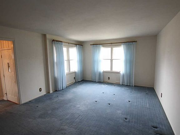 5th image of 3923 Pippin Ln