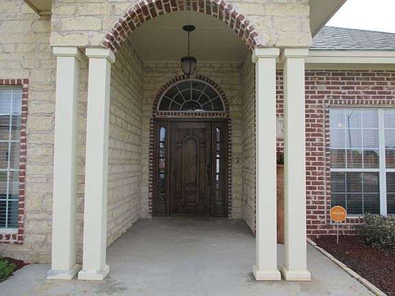 2nd image of 1509 S Leon Ave