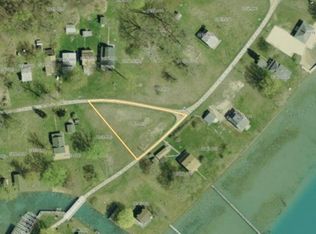 468 Russell Rd, Algonac, MI 48001