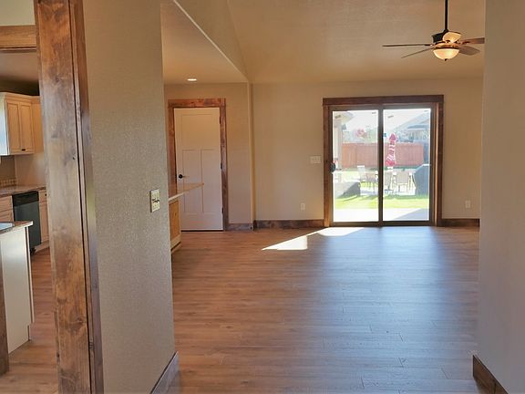 4th image of 11452 Allomont Dr