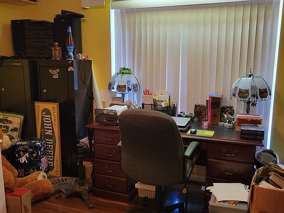 5th image of 7685 High Dr #59
