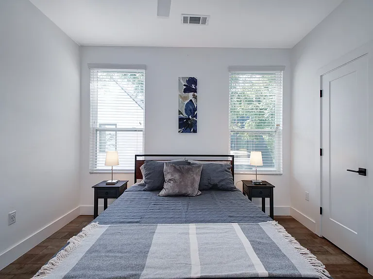 413 W Odell St #1 — Photo 32