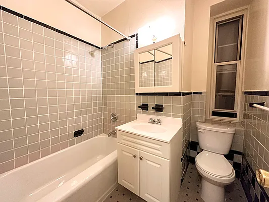 Rented by Premier One Realty LLC | media 6