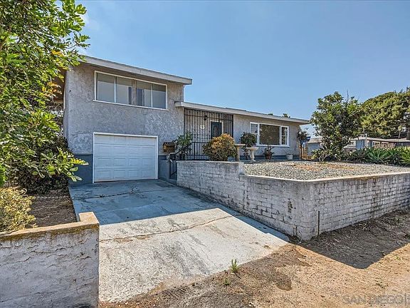 2nd image of 1242 Palmer Way