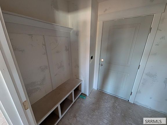 5th image of 3877 E Walnut Way