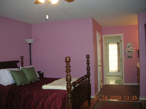 1st floor master bedroom