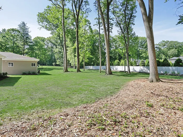 16 Cypress Peak Ln — Photo 34