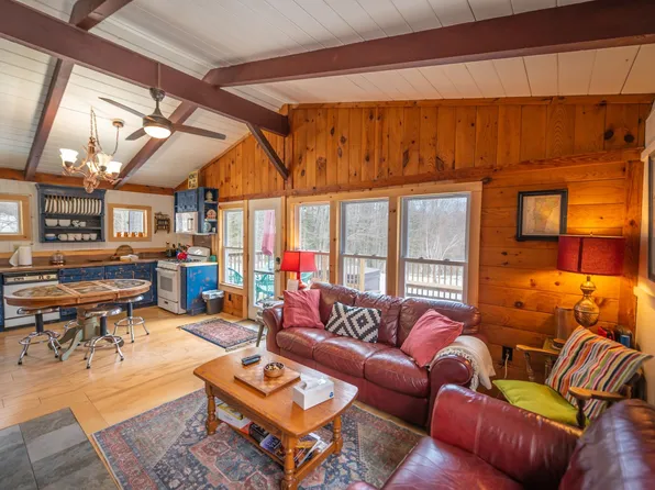 498 Stowe Hill Road, Wilmington, VT 05363