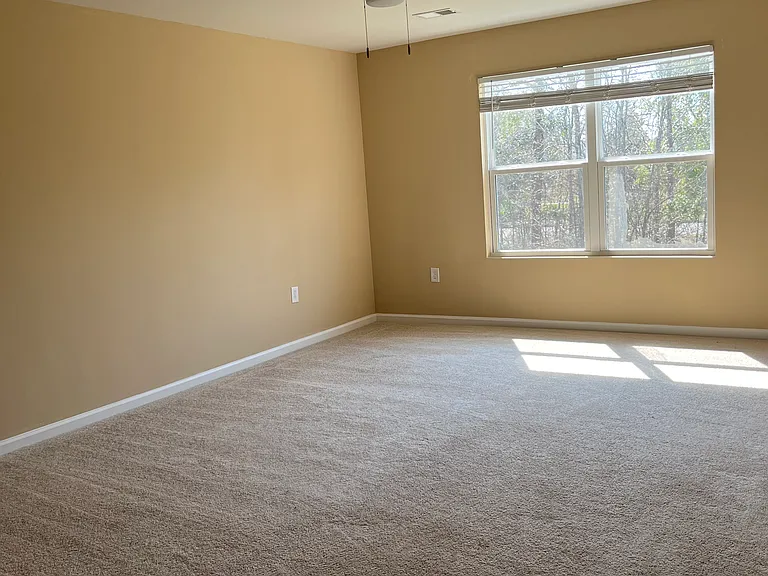 3076 Ellesmere Cir — Photo 13