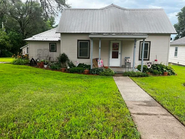 309 W Central Ave, Medicine Lodge, KS 67104
