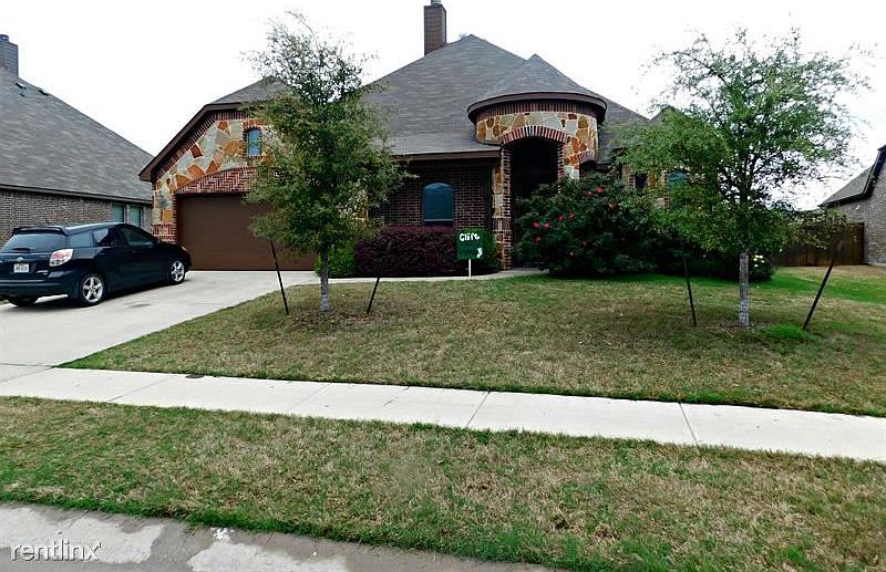 1st image of 114 Stallion St