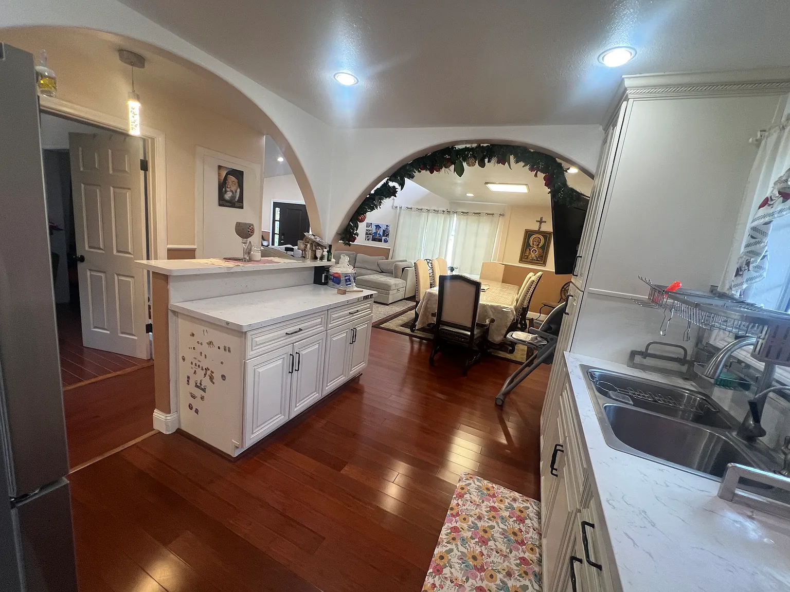 10614 Scott Ave — Photo 2