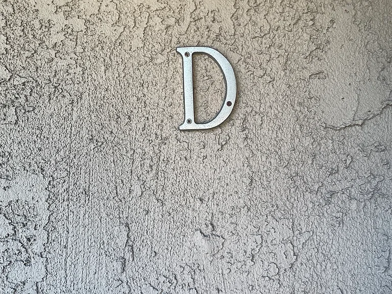 860 Main St #D — Photo 1