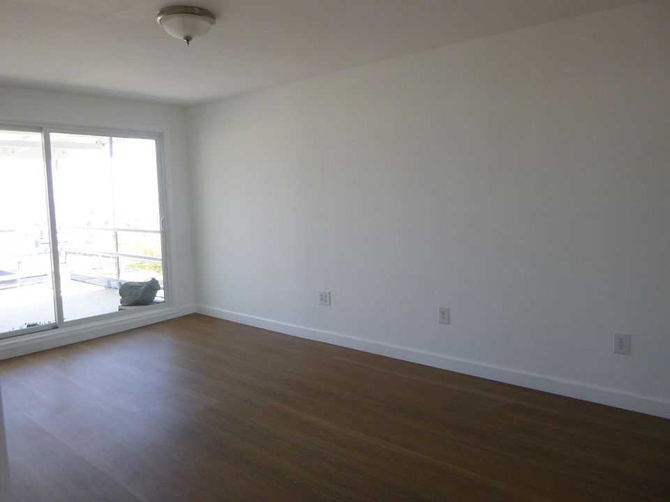rear bedroom