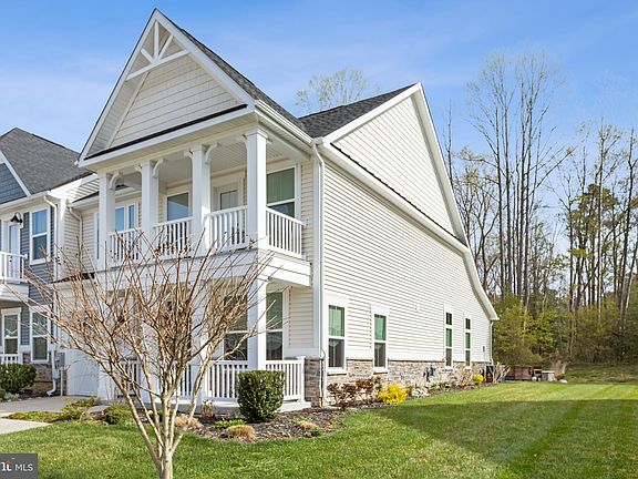 2nd image of 33768 Freeport Dr