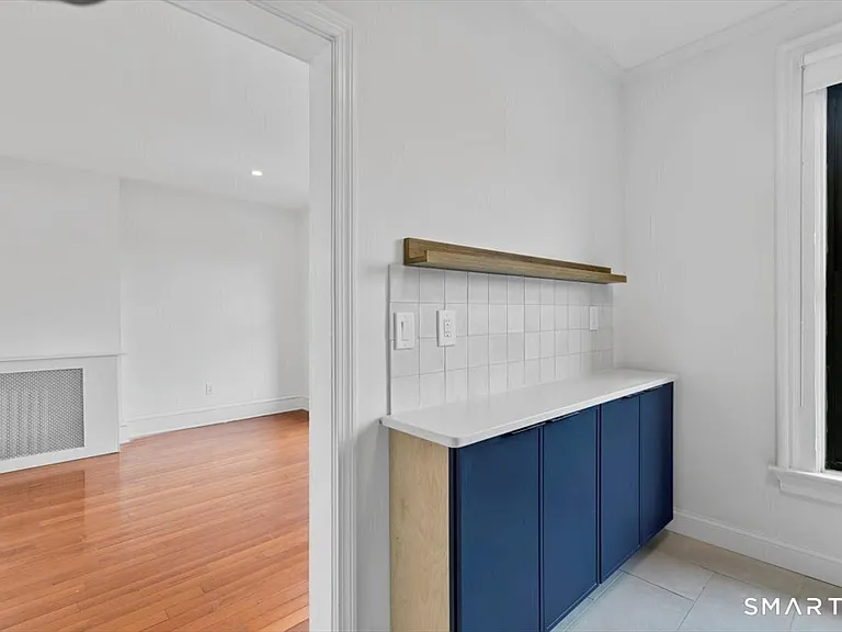 46 Trumbull St #3 — Photo 9