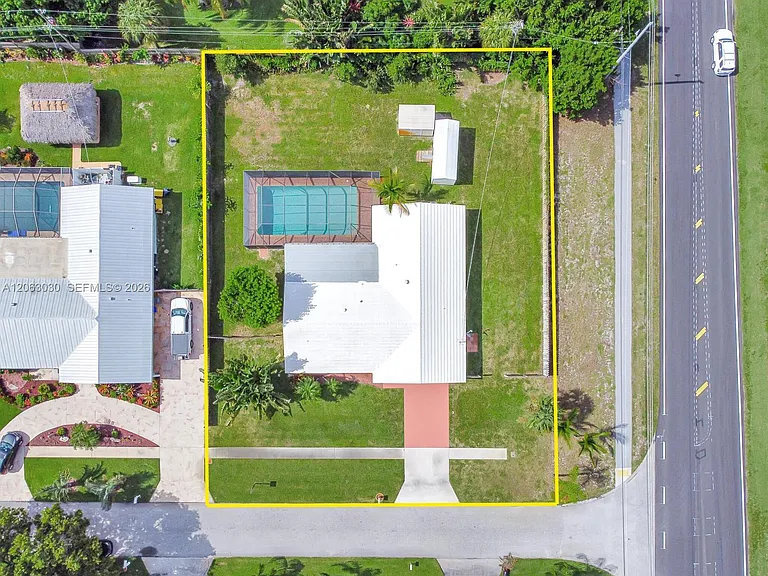 2480 Windsor Rd — Photo 4
