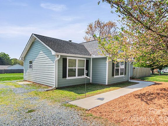 3rd image of 2020 Field Ridge Ln