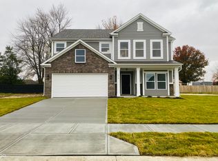 2010 Sandhill Dr, Seymour, IN 47274