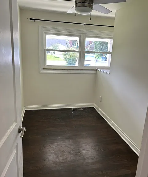 6956 Euclid Ave — Photo 16