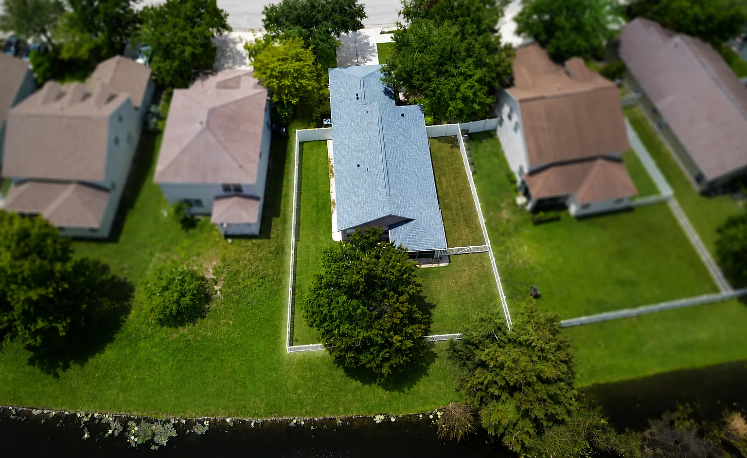 3 bed, 1275 sqft, $2,825 — Photo 4