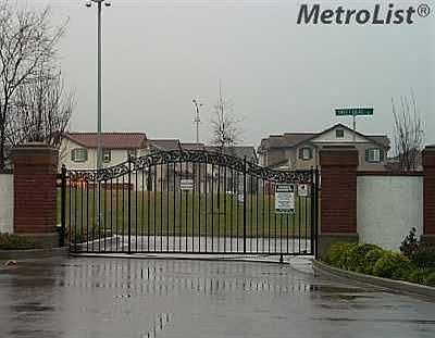 1st image of 10802 Peony Place Dr