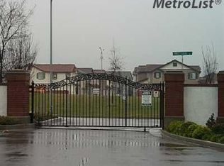 10802 Peony Place Dr, Stockton, CA 95209