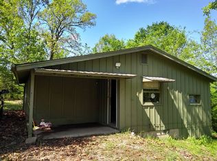 84 Skyline Dr, Cherokee Village, AR 72529