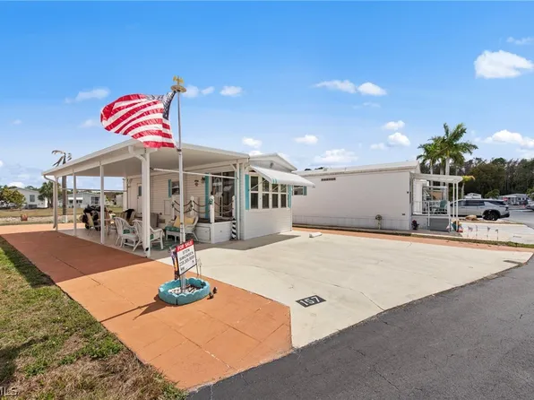 157 Caravan Cir, North Fort Myers, FL 33903