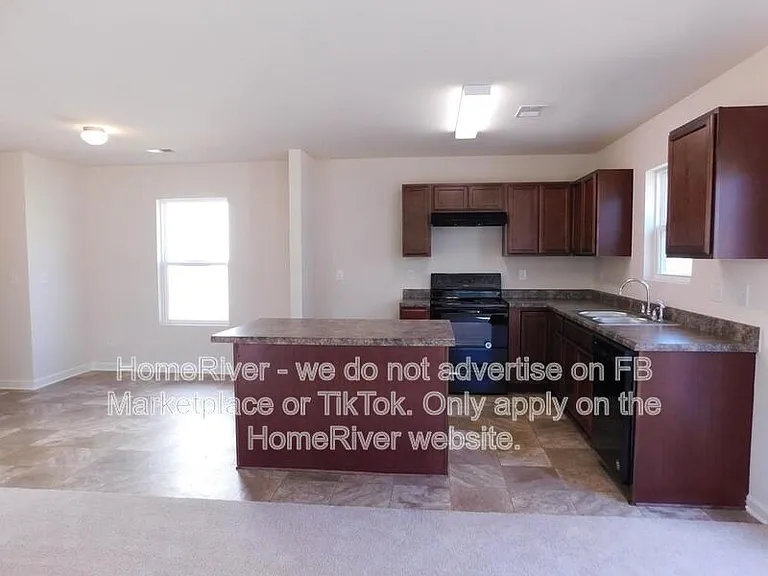 3658 Oakleaf Pass — Photo 6