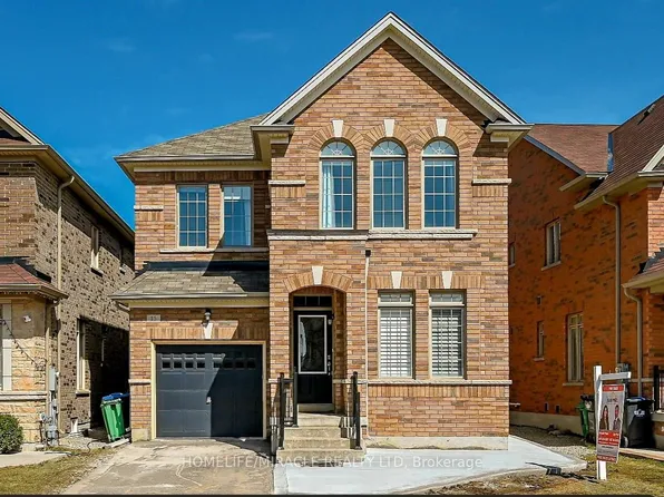 15 Fringetree Rd, Brampton, ON L6R 3V8