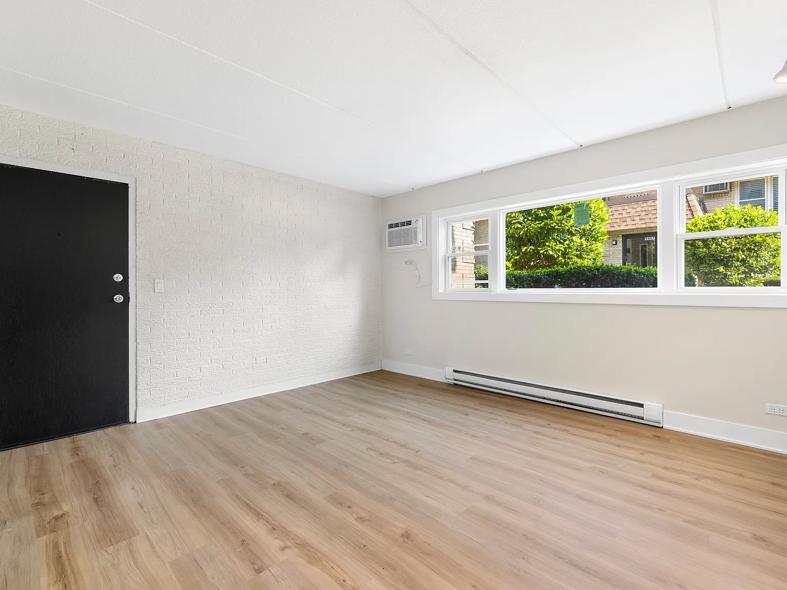 2 bed, 800 sqft, $1,750 — Photo 4