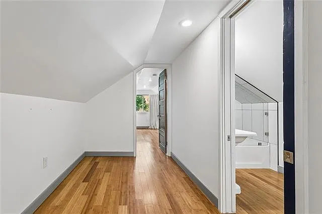 3417 Iberville St — Photo 13