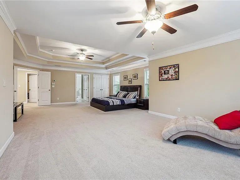 4305 Holton Ave — Photo 22