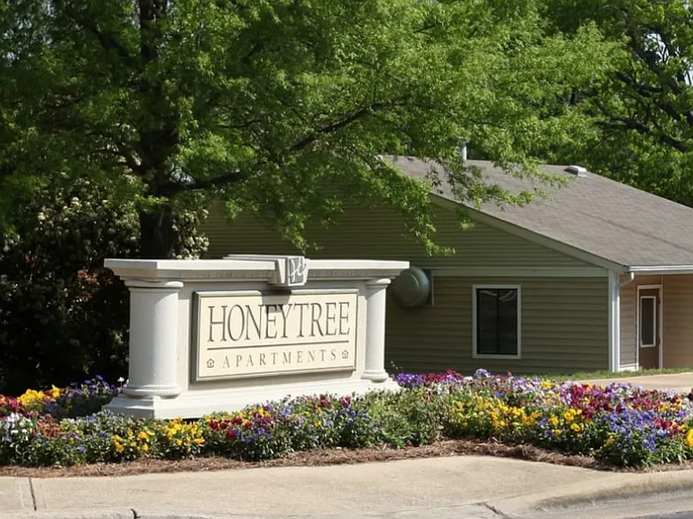 Honeytree Apartments — Photo 8