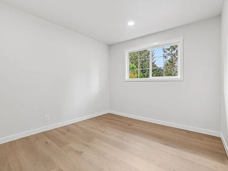 5114 Picnic Point Rd — Photo 29
