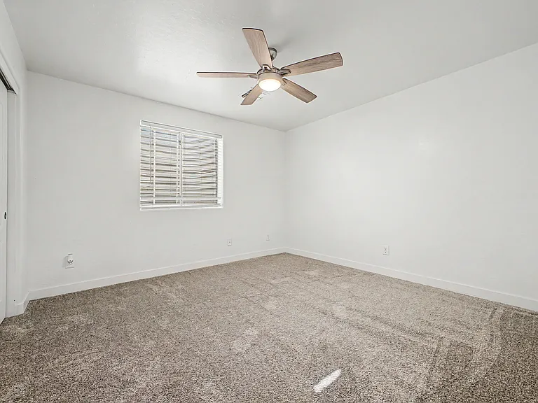 3533 E Joseph Way — Photo 28