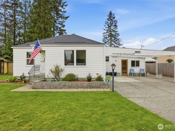 1916 Wilson Avenue, Enumclaw, WA 98022